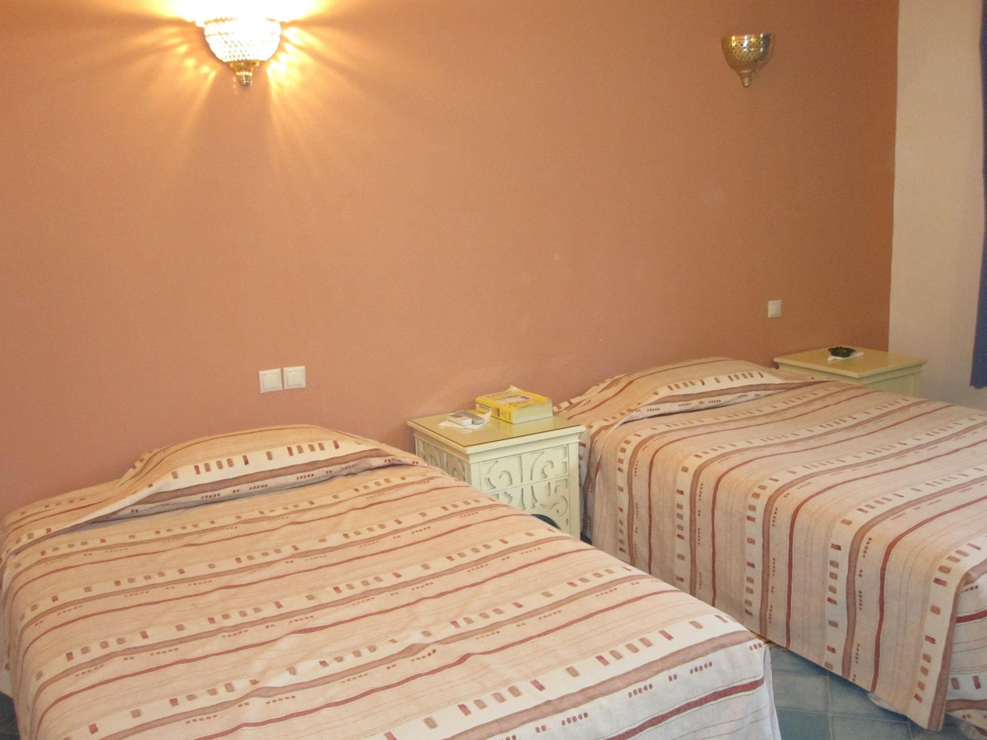 Le Riad Salam زڭورة المظهر الخارجي الصورة