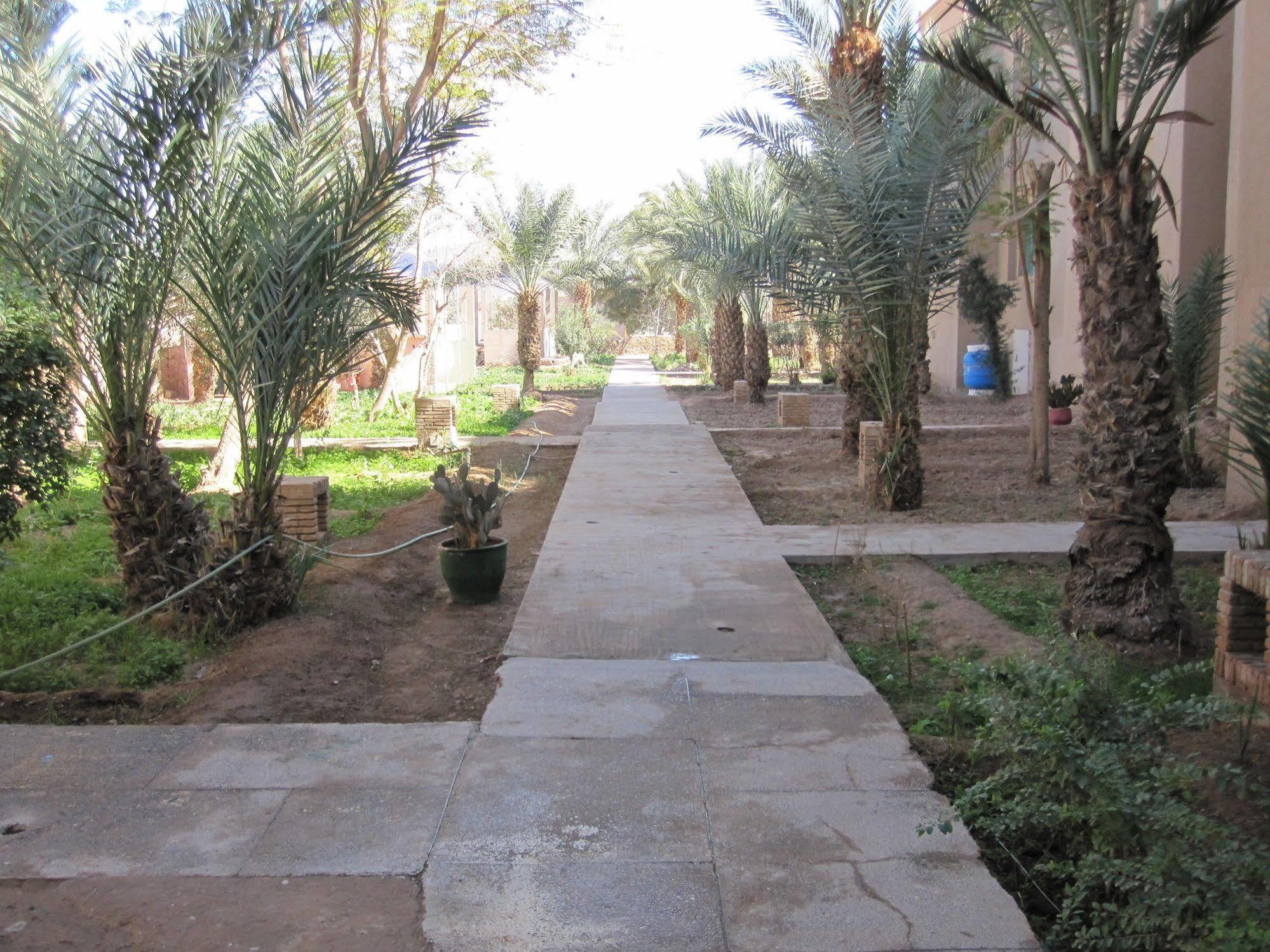 Le Riad Salam زڭورة المظهر الخارجي الصورة